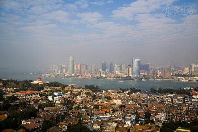 厦门半天刷出三块地王，吸金近75亿！地价4年涨十倍！